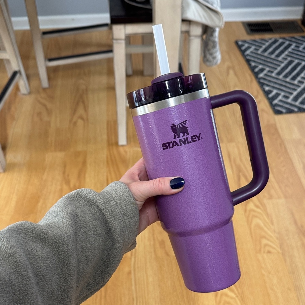 Stanley Lavender Travel Mug with Handle 30oz